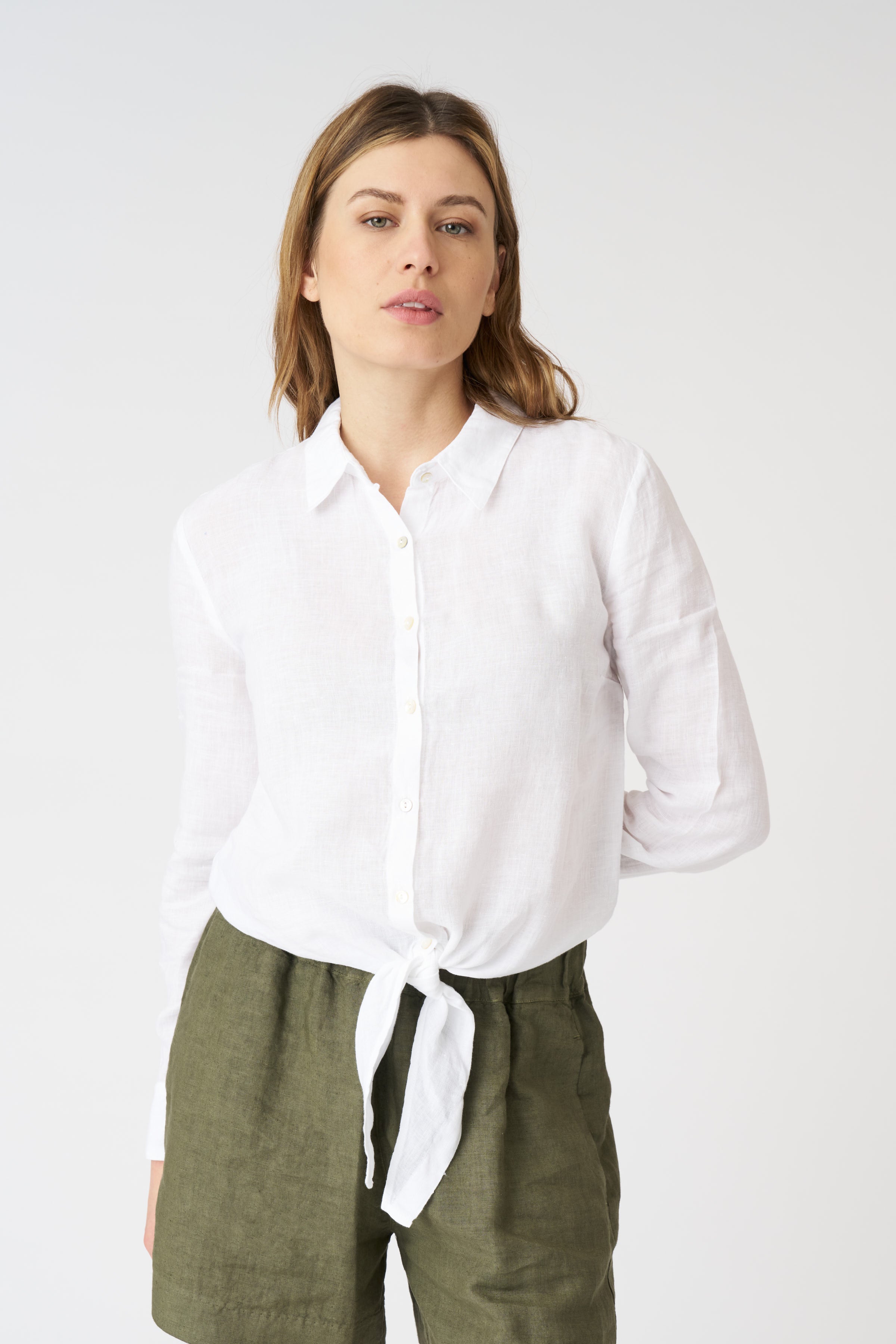 Shirt with Tie Detail White / S/42 Shirt with Tie Detail White / S/42