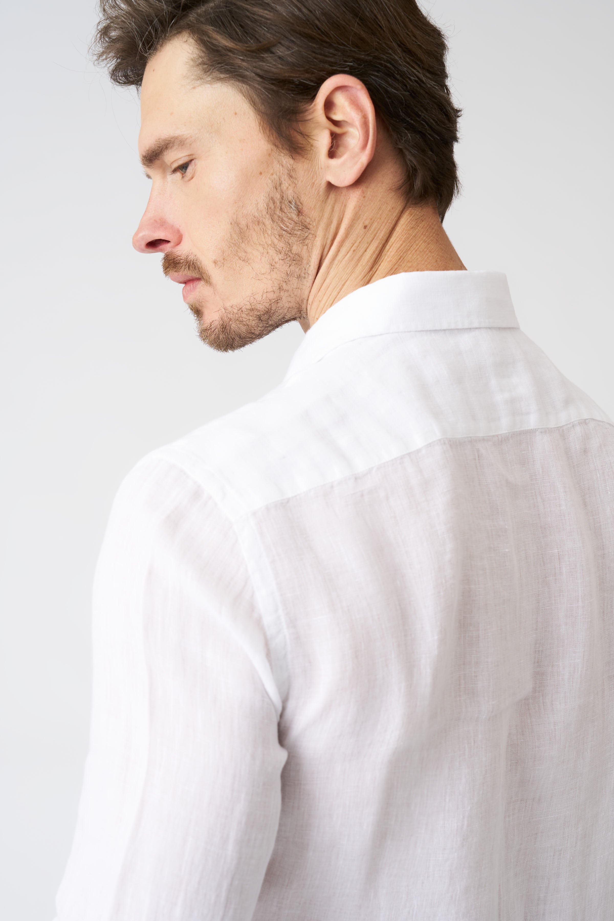 White Classic Slim Fit Light Linen Shirt White / XL/52 White Classic Slim Fit Light Linen Shirt White / XL/52